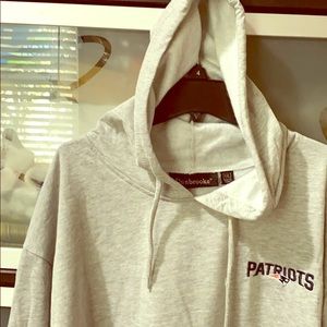 Patriots Hoodies.      N427